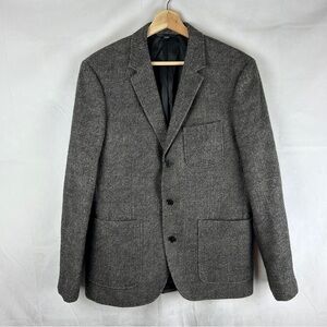 VINCE Wool Herringbone‎ Three Button Sport Coat Blazer Size 42 Grey Black